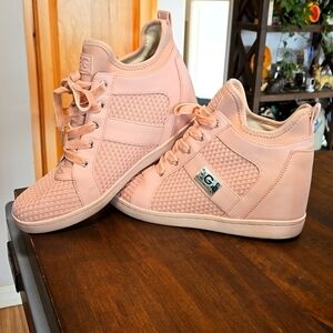 Guess Wedge Sneaker Womens Size 10 Pink with Velvet Laces Excellent Condition